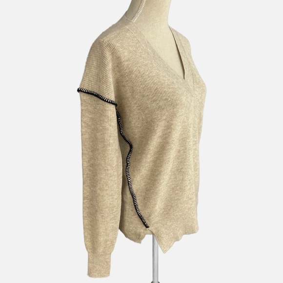 Lovestitch Ren Pullover V-Neck Sweater Size Small Oatmeal/Black Bohemian - Picture 8 of 14